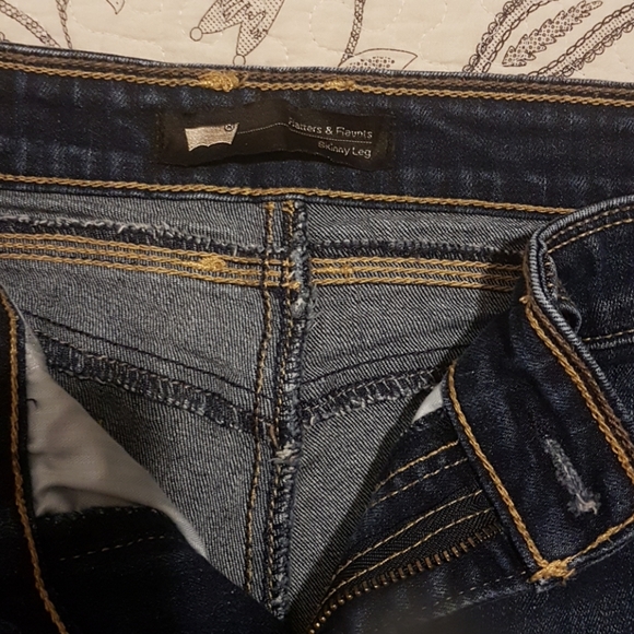 Jeans - Picture 3 of 3